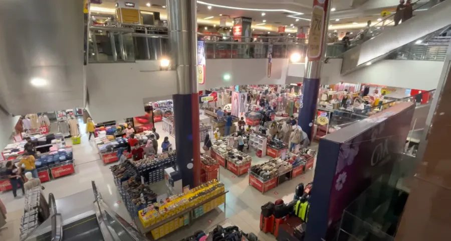 Image 3 de l'étude de cas Ruijie : Chaîne de magasins en Indonésie : gestion centralisée du réseau de succursales par SD-WAN Ruijie