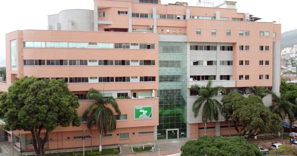 Image de l'étude de cas ZKTeco : Cosmitet (Cali, Colombie) : contrôle d'accès et pointage intégrés au siège administratif